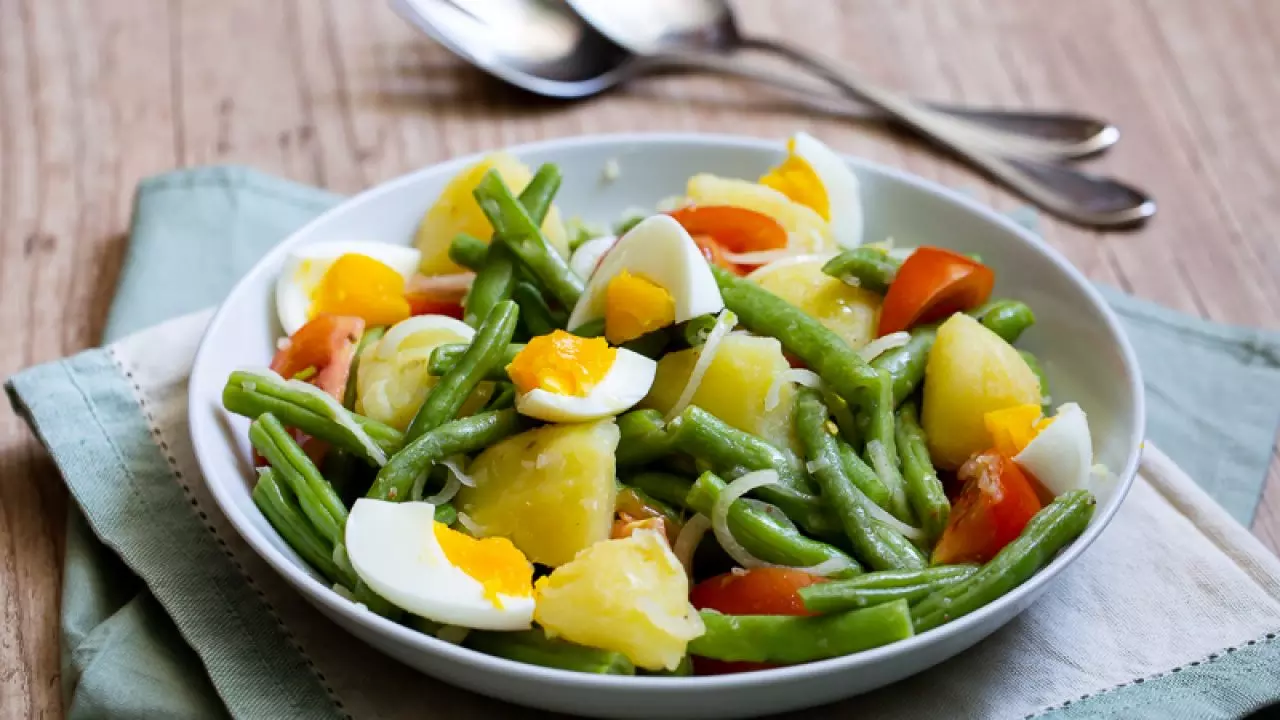 Receita de Salada de Vagem com Bacon: acompanhamento excelente para um almoço ou jantar